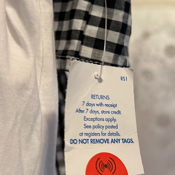 Gorgeous shirt by paper tee white with checkered sleeve that end in a bow new - Picture 2 of 8